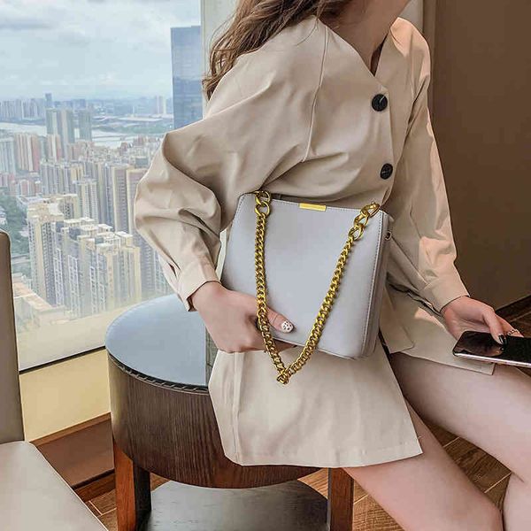 

high sense french minority bag women's 2020 new fashion son and mother bucket korean versatile messenger