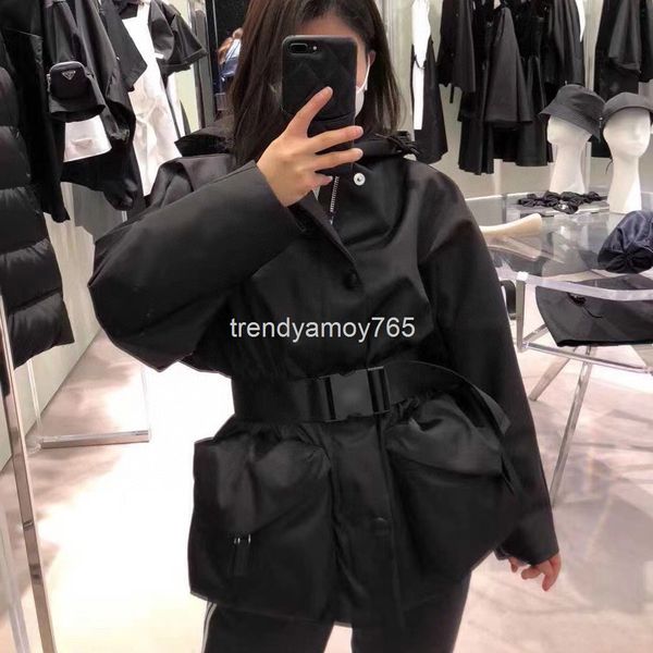 

women's jackets p family's product star in autumn and winter of 21 same model triangle large pocket waist zipper hoodie windbreake, Black;brown