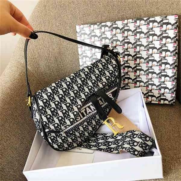 

handbag autumn new product gift box single shoulder armpit letter pommel horse red same bag for women purses outlet2758