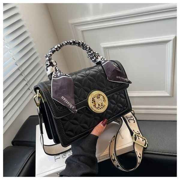 

high texture lingge messenger women's new autumn and winter fashion small square single purses outlet online 061