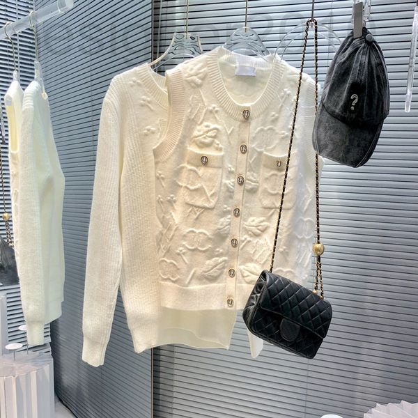 

women's sweaters designer selling embossed hook flower vest knitting sweater coat women's xiaoxiangfeng early autumn knitted cardi, White;black