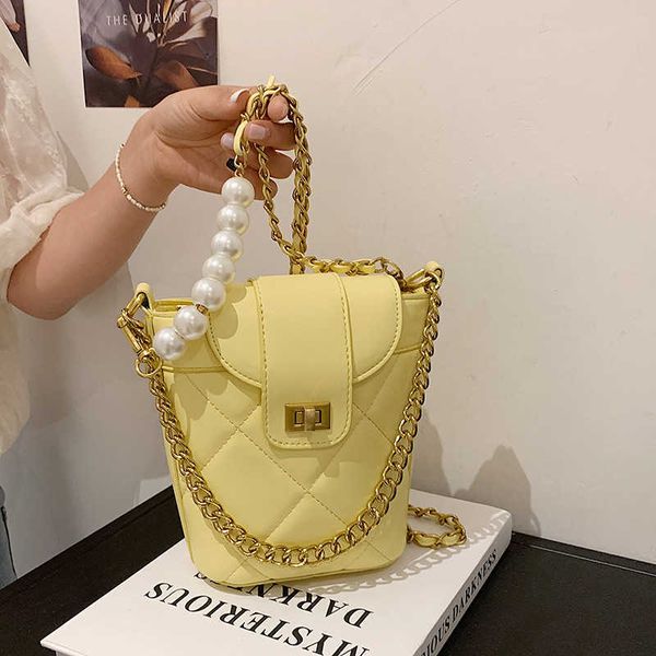 

happy_buy_bag 2022 women'smessenger bag spring new candy color pearl chain lingge single shouldermini pochette texture bucket bag tide