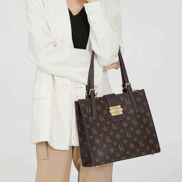 

2022 spring and summer fashion printed armpit single shoulder women's bag large capacity portable tote bag versatile menger