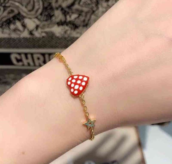 

fashion brand jewelry new luxury bracelet wholesale family love female version, Silver