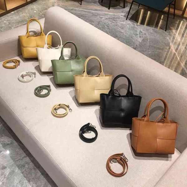 

bag fashion woven bag tote women's leather large capacity portable single shoulder menger