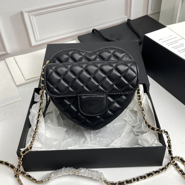 

designer high-quality foreign heart-shaped diamond chain bag sheepskin love one-shoulder messenger bag black 17cm fashion all-match style