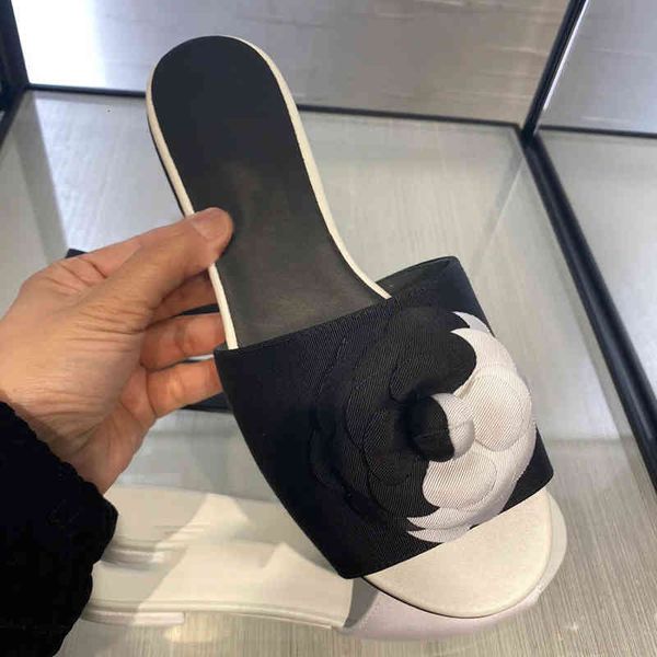 

sandals xiaoxiangfeng camellia flower sandal spring and summer versatile french celebrity round head low heel thick women's slippers f5, Black