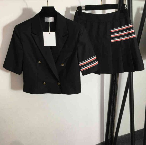 

womens two pieces pants high-quality blazers and high-waisted skirts with stylish striped prints 2 piece sets designer tracksuits women clot, White