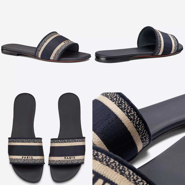 

2022 summer new type of slipper sandals for women wearing flat slippers for leisure korean embroidery beach home, Black