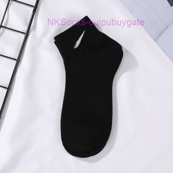 

fashion classic men's socks hook brand designer women's leisure lovers' short tube sportsocks luxury women men breathable ver, Black