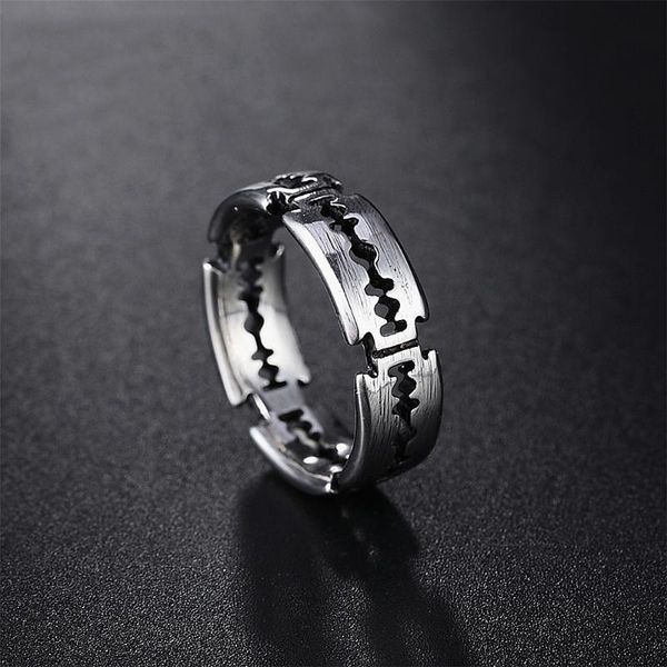 Küme halkaları Kore versiyonu Simple Razor Blade Ring Erkekler Kadınlar Punk Paslanmaz Çelik Çift Moda Takı Hediyeleri Toptansalecluster