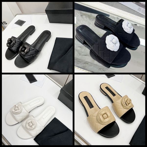 Pantofola di design di Parigi Sandalo da donna di lusso Pantofole con diapositiva di marca Fondo piatto Infradito Camelia Design Sneakers Sandali di marca di scarpe S101 07