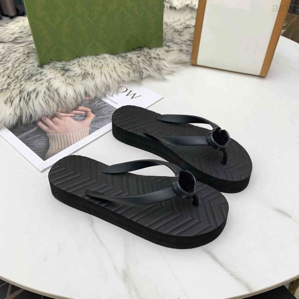 

2021 new ladies fashion v-shaped flip flop sandals size 35-42, Black