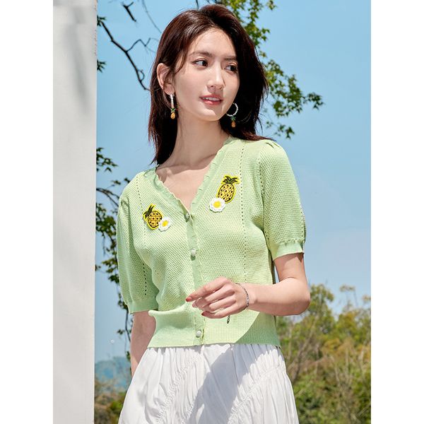

712 2022 milan runway autumn brand same style sweater short sleeve white v neck pullover women yima, White;black