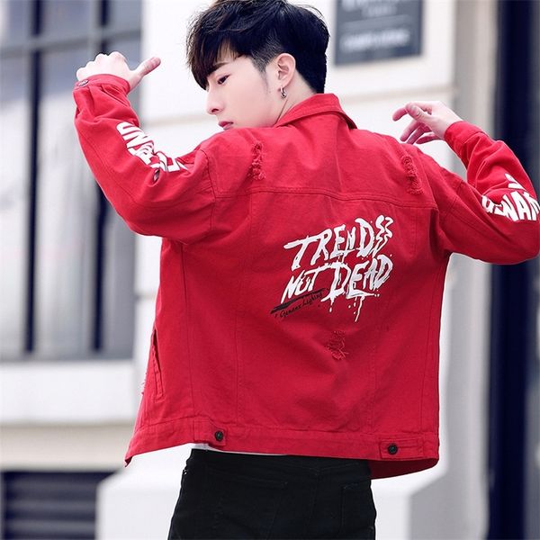 

wholesale 2020 spring autumn denim jacket male hip hop bf korean jacket harajuku red/black letter printed ripped hole coat male lj201013, Black;brown