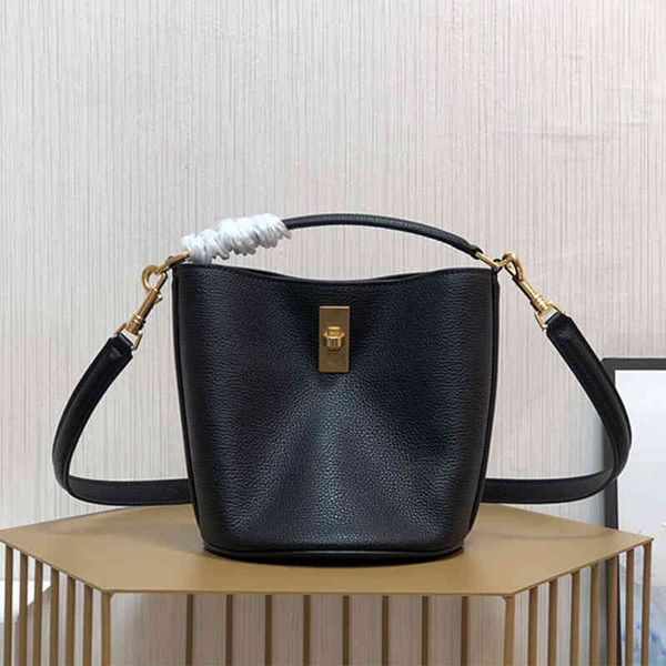 

women's handbag 100% genuine leather bucket bag