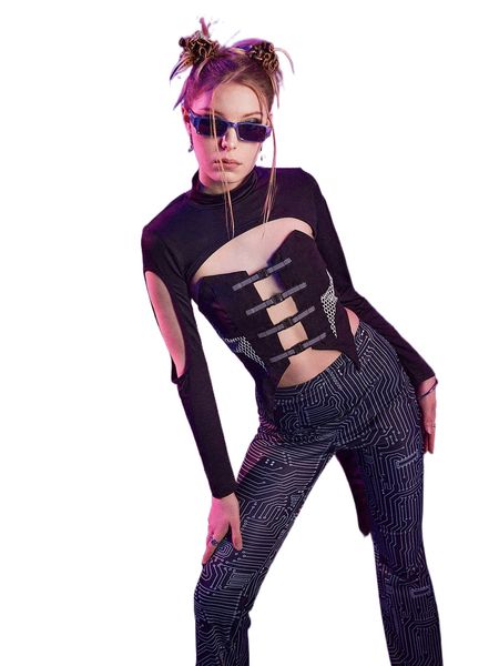 

romwe cyber luvr buckle linked crop tube & ripped super crop 45we#, White