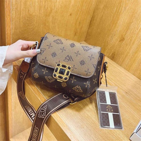 

90% off to shop online fashionable old flower wide shoulder strap small square bag high-grade european and american versatile counter single