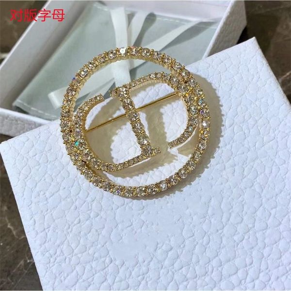 

75% off clearance jewelrys high version letter diamond brooch women's light luxury fashion decorative brooch, Gray
