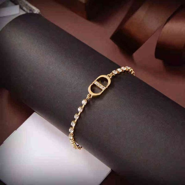 

fashion brand jewelry new luxury bracelet wholesale family diamond pearl women's light temperament net red same, Silver