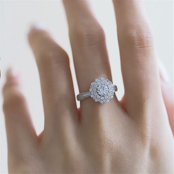 

fashion womens designer ring 925 sterling silver diamond ring 5a cubic zirconia with box engagement engage propose wedding rings jewelry fri, Slivery;golden