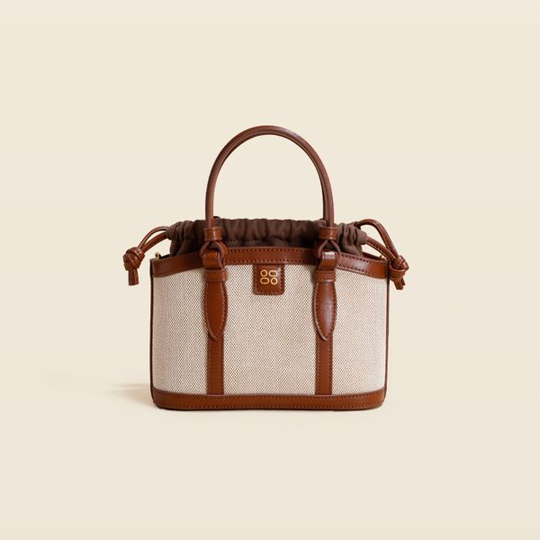 

designer bags suitable for all occasions easy and versatile cool and airy bag 19cm