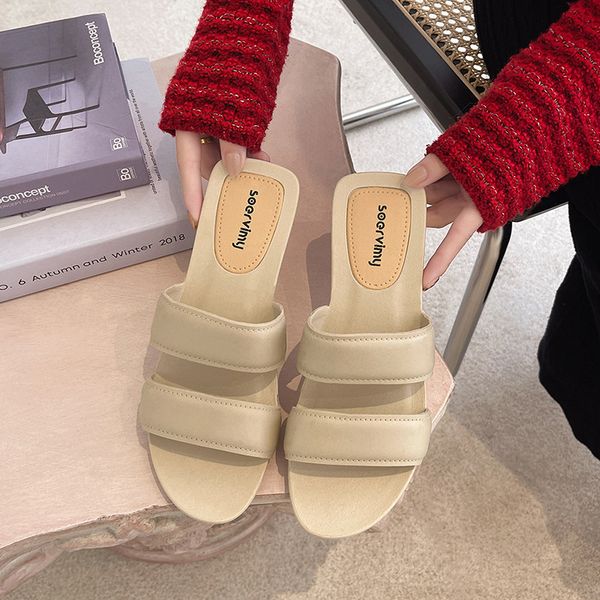 

2022 slippers new fashion summer seaside vacation flip-flops non-slip ladies flat sandals, Black