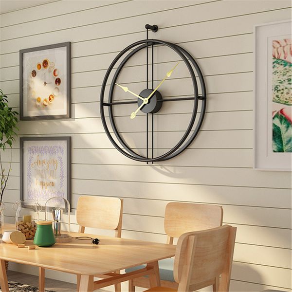 Metall Iron Large Wall Clock Office Dekor luxuriöse minimalistische industrielle stumme nordische Hangwache Home Dekoration Modernes Design