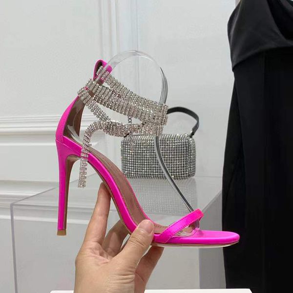 Sandali Sandali con tacco alto in raso rosso rosa Sandali con cinturino tempestato di cristalli Tacchi tacco alto per scarpe da donna designer di lusso estivi festa di scarpe