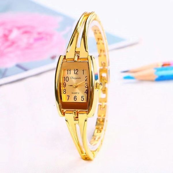 Orologi da donna di lusso Orologio da donna di design Orologio da donna quadrato autentico Quadrante piccolo Bracciale impermeabile Tendenza Moda Ragazze Orologi al quarzo da donna lkjhk