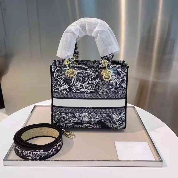 

5adesigner bags dai fei bag women crossbody square handbag large capacity high-grade lady wallet small and exquisite design forei, Red;black
