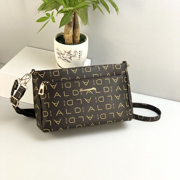 

new style women's handbag commuting large capacity bag fashion business bag