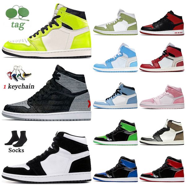 

sports trainers jorda 1 basketball shoes 2022 jorden 1s visionaire rebellionaire banned twist jorden1s off university blue white dark mocha, White;red