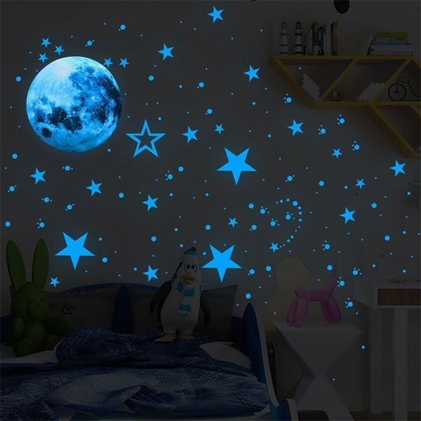 435 PCSSET Luminose Moon Stars Dots Adesivi da parete per bambini camera da letto soggiorno Decorazioni per la casa Glow nel murale scuro 220727