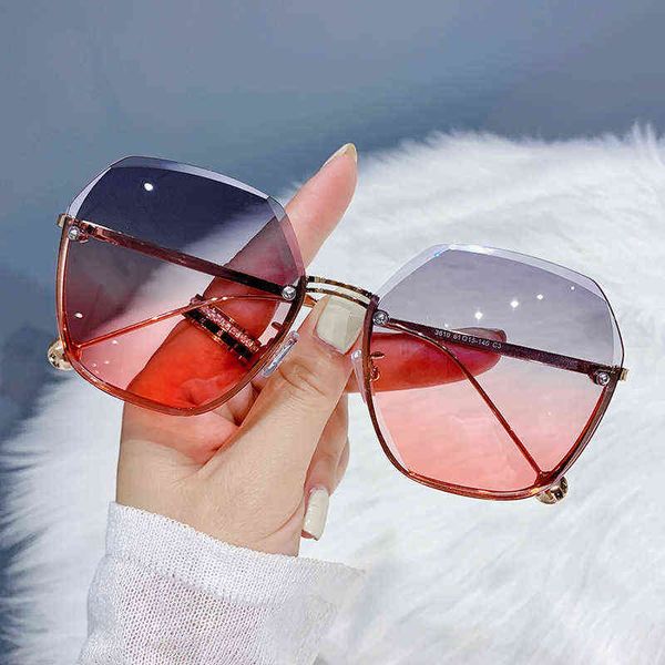 

2022 fashion luxury brand square sunglasses women diamond cutting lenes metal women's sun glasses lunette de soleil femme lady y220410, White;black
