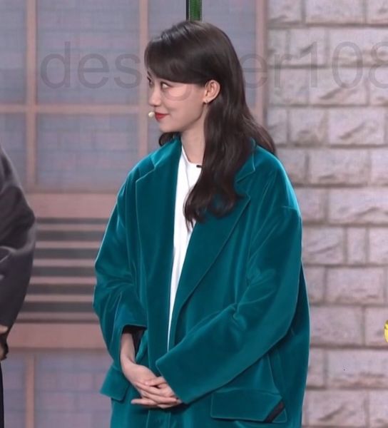 

women's trench coats designer 2022 cctv spring festival gala zhangxiaofei's same blue-green coat lapel medium long silhouette spri, Tan;black