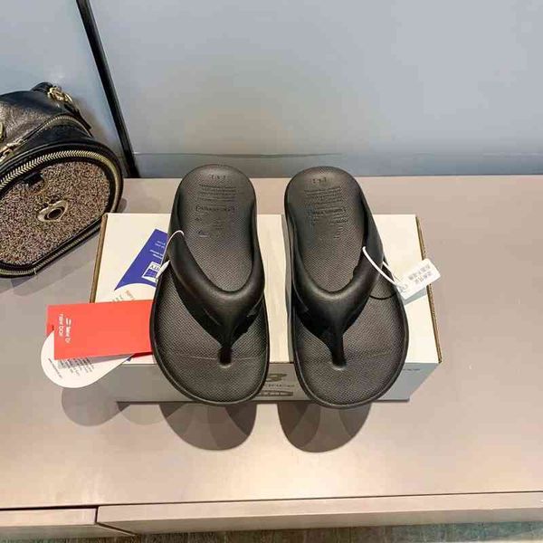 

slippers south korea tawtoe nb co branded li xiaoli same slippers men's and women's soft bottomed beach couple flip flops, Black