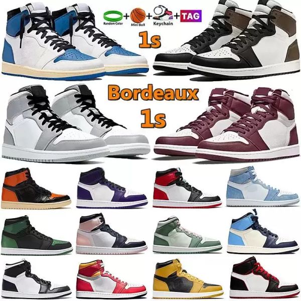 

fashion jumpman 1 1s men women baksetball shoes bred patent bordeaux brotherhood dark mocha bubble gum chicago obsidian shadow royal trainer