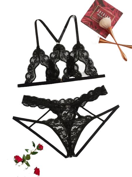 

floral lace ring linked cut out lingerie set o6s2#, Black;red