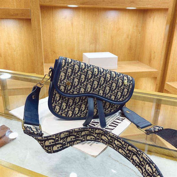 

highest quality 2022 designer bags bag female bag embroidery small shoulder womens genuine leather shoulder crossbody handbags wholesale