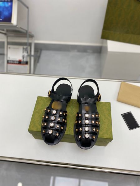 

2022 fashion men sandals beaded non slip gold buckle luxury flat summer designer mens casual sandal, Black