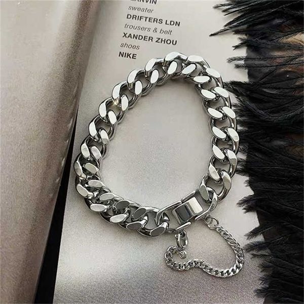 

myyshop hip hop chains bangle silver clip-chain 19cm hip-hop bracelet trendsetter clasp chain jewelry gifts for women men s0063, Golden;silver