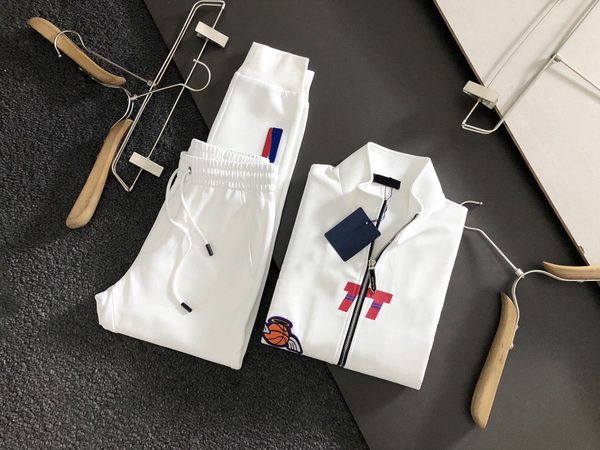 

new aop jacquard letter knitted sweater in autumn / winter 2022acquard knitting machine e custom jnlarged detail crew neck cotton rd75, Black;brown