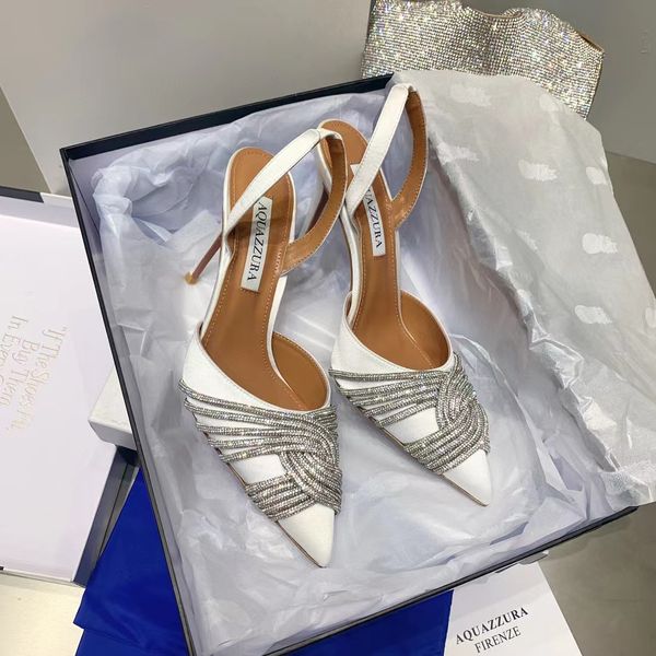 Aquazzura designer di alta qualità tacchi nuovi sandali da donna Red Bottoms Heels crysta fibbia party abito da sposa scarpe tacco cinturino posteriore sexy sandalo suola in pelle 100%