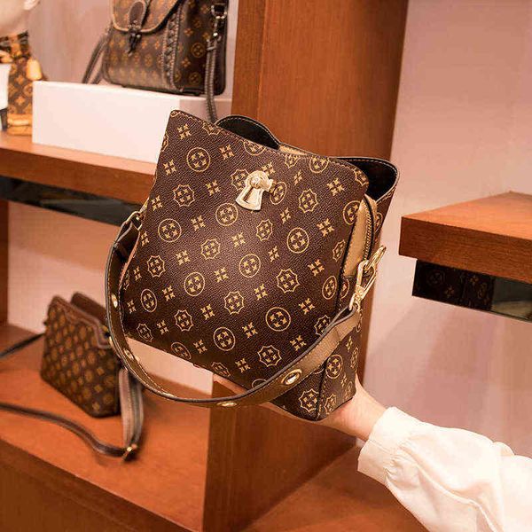 

zhenwo bag women's menger single shoulder lage pu fashion bucket bag menger s