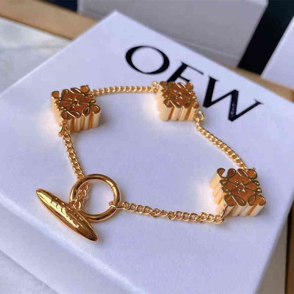 

rowe knot march cake bullet head round tail buckle bracelet women's temperament bracelet us design jewelry, Black