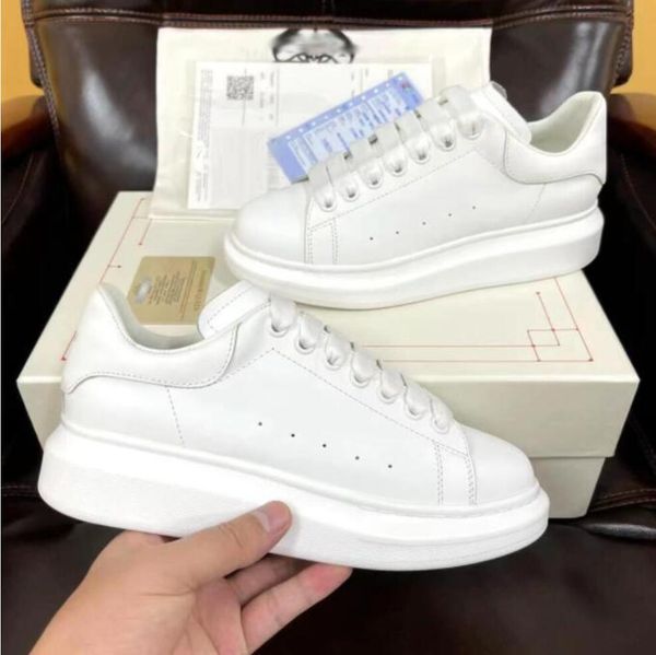

2022 designer sneakers casual shoes for women and men lace up genuine leather flat black red pink daily lifestyle skateboarding shoe sneaker