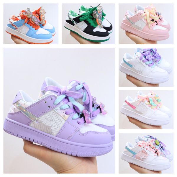 

2022 kids force1 skateboarding shoes baby toddlers casual shoe with cartoon pendant youth low sneakers gloomy bear children sneaker enfants