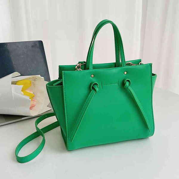 

2022 spring new fashion messenger one shoulder high-capacity portable tote bag women's handbag ladies crossbody bags