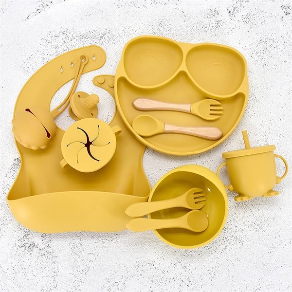 

11pcs set baby silicone tableware set sucker bowl for children s dishes feeding food grade plate dinnerware 220708